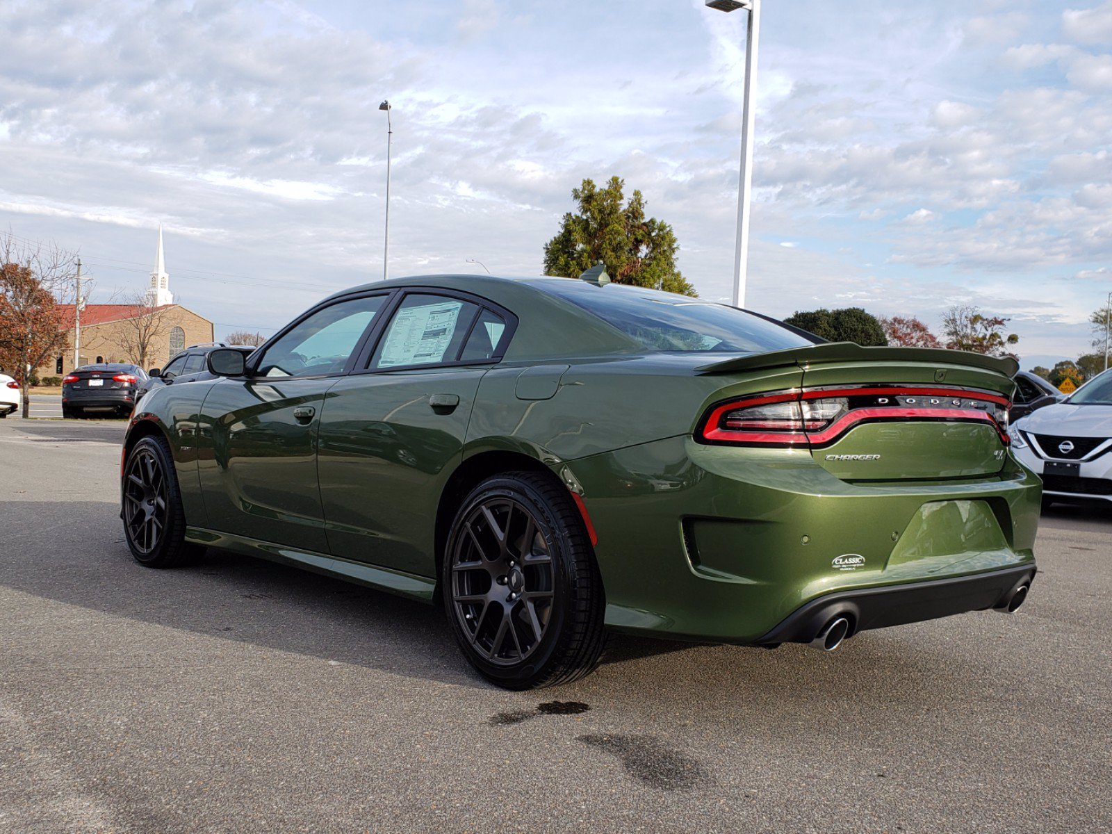 New 2019 DODGE Charger R/T RWD Sedan