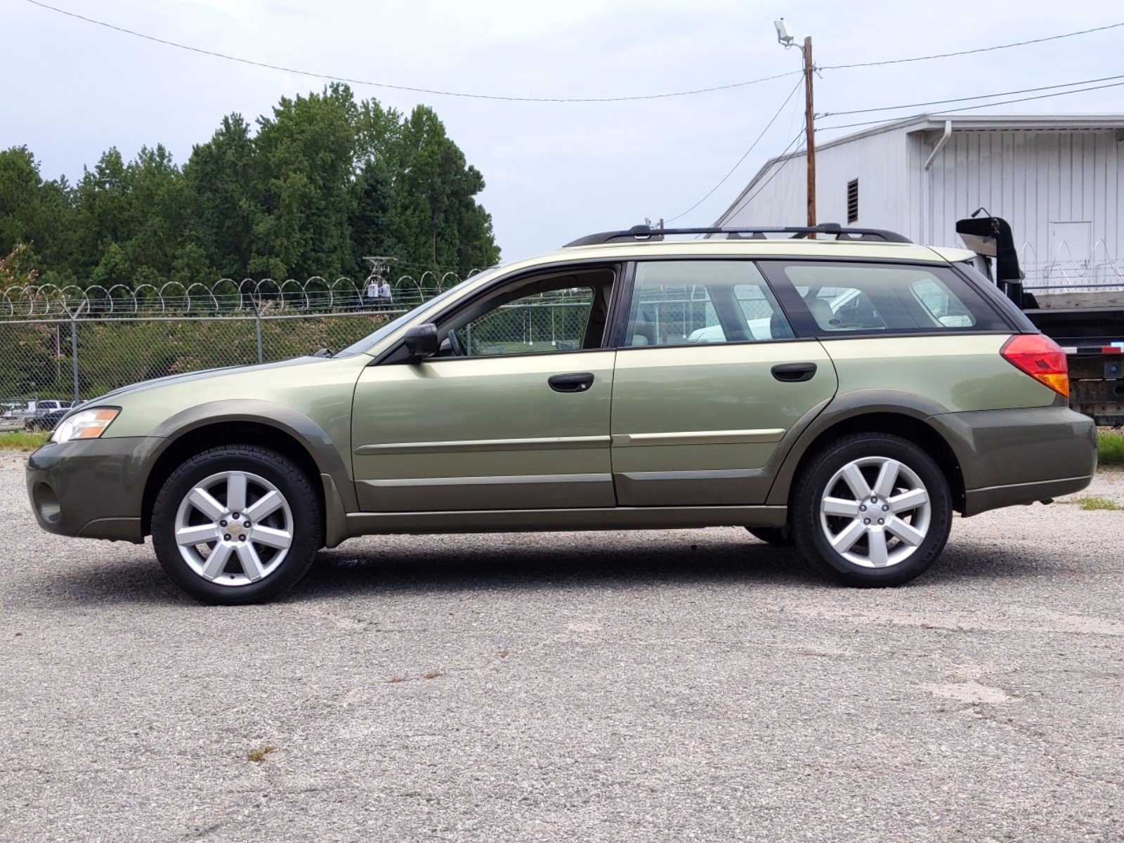 Pre-Owned 2006 Subaru Legacy Wagon Outback 2.5i AWD