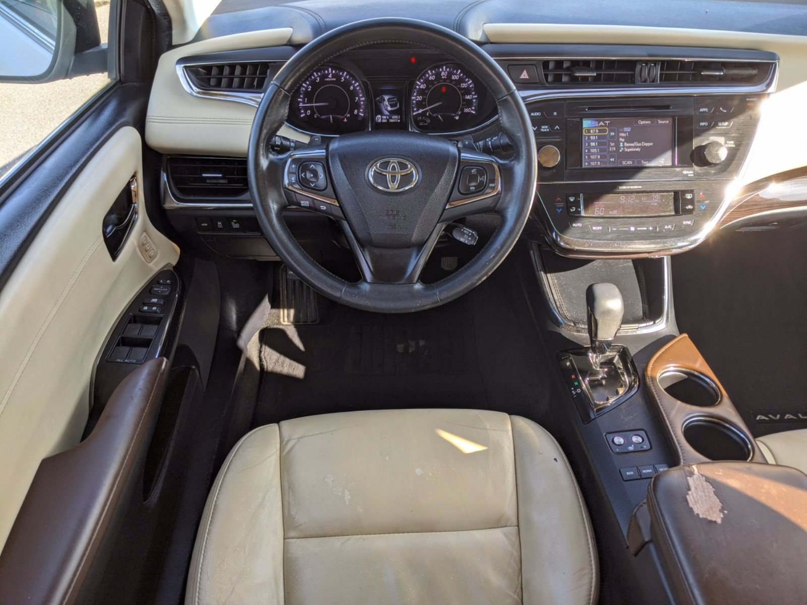 Pre-Owned 2014 Toyota Avalon XLE Touring With Navigation