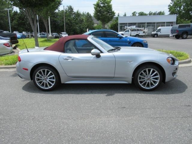 New 2018 FIAT 124 Spider Lusso Red Top Edition Convertible Convertible ...